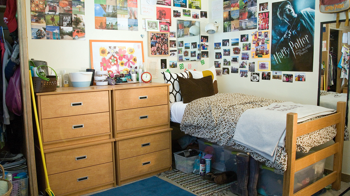 Lewis Residence Hall | Kenyon College